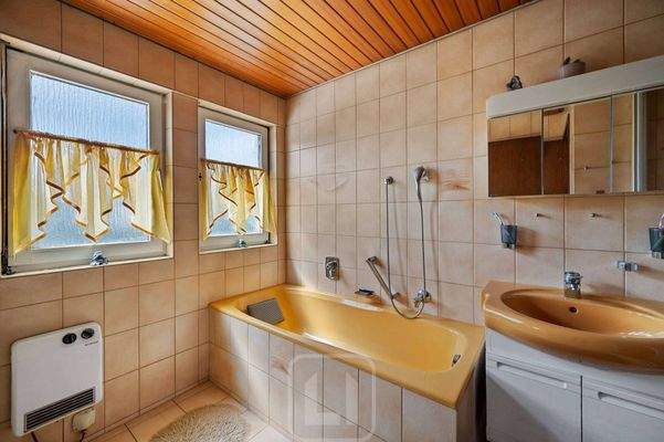 1. OG | Guter Licheinfall