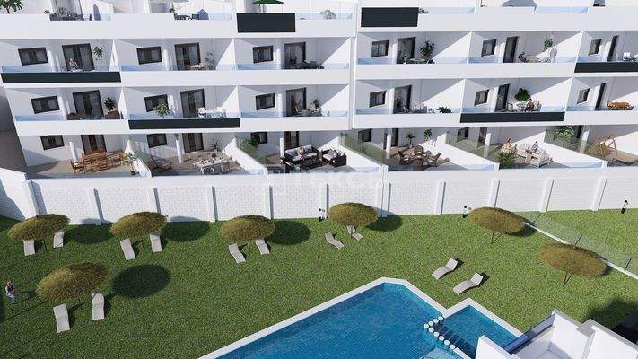 Elegant Apartments with Communal Pool in Los Altos Alicante