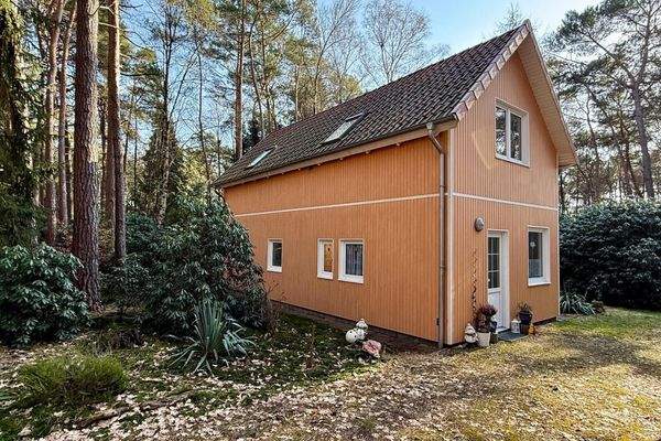 Seitlicher Hausblick