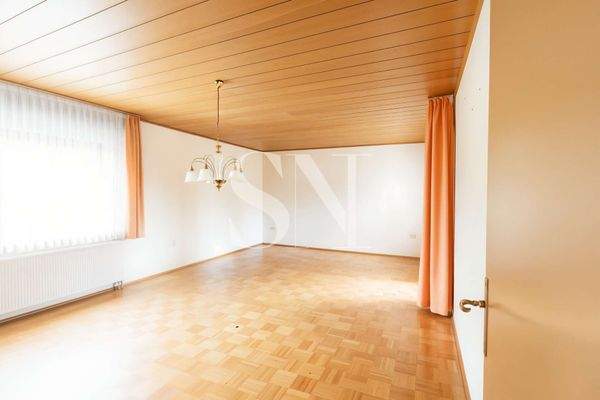 Wohnzimmer EG - (KI generiert)