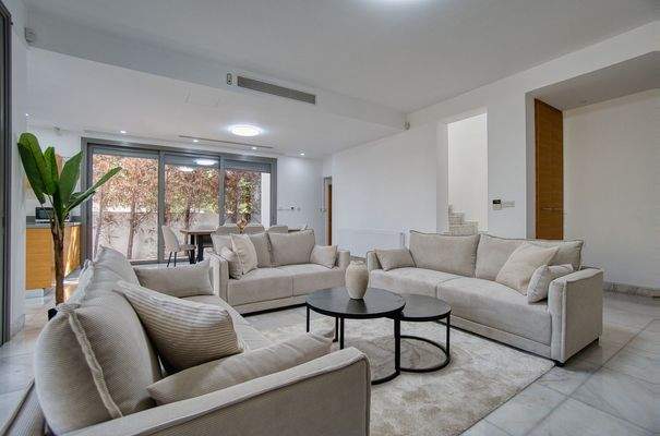 661406-detached-villa-for-rent-in-kato-paphos_orig