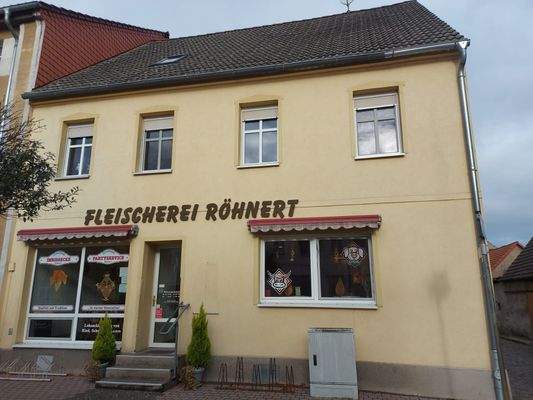 Wohn- und Geschäftshaus