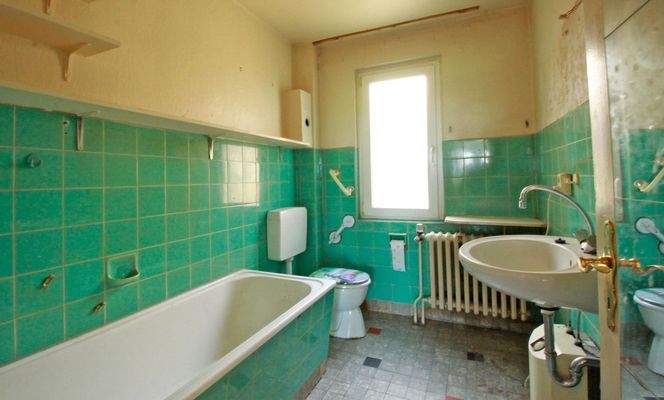 Badezimmer im Erdgeschoss