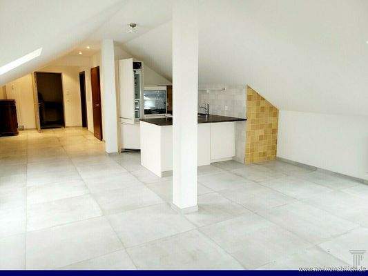 offender Wohn-Essbereich mit moderner Einbauküche