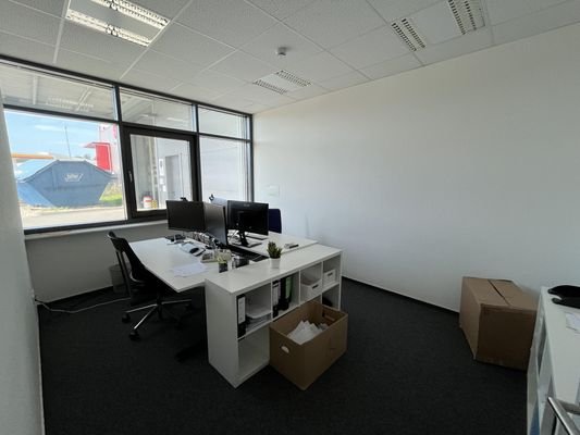 Büro EG