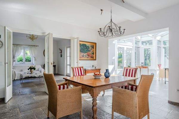 Open dining and cooking area