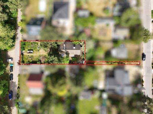 Luftbild des Grundstücks