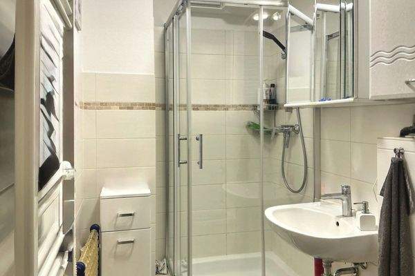 WE 3.OG 3.4 Duschbad