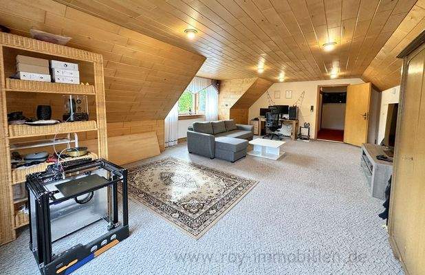 Wohnzimmer / Studio OG-Wohnung