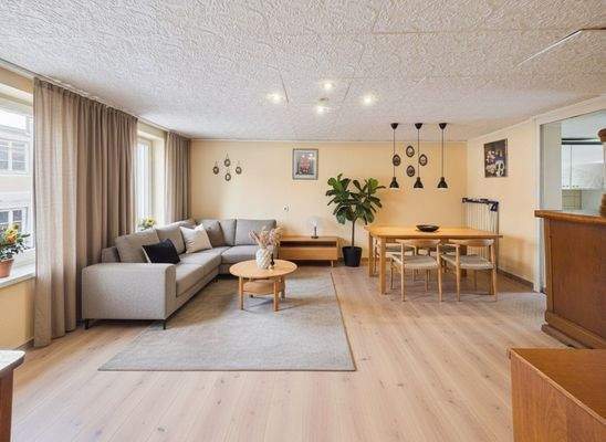 OG Wohn- &amp; Genussbereich KI möbliert