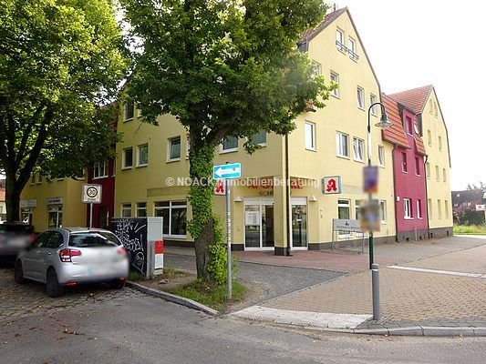 Straßenfront Dorfstr./Ecke Feldstr.