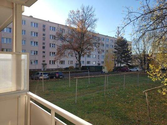 WMW 26 d EG Mitte Balkon