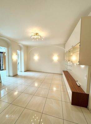 Wohnzimmer mit Wintergarten