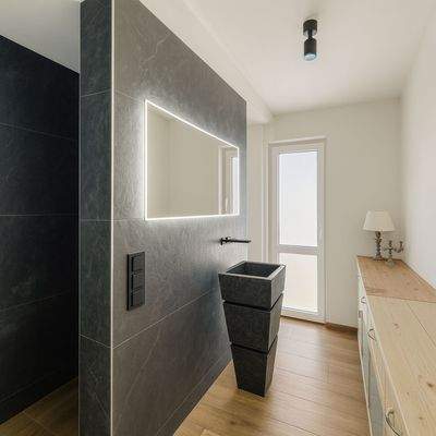 ChatGPT Image 23. Sept. 2025, 12_36_01.png