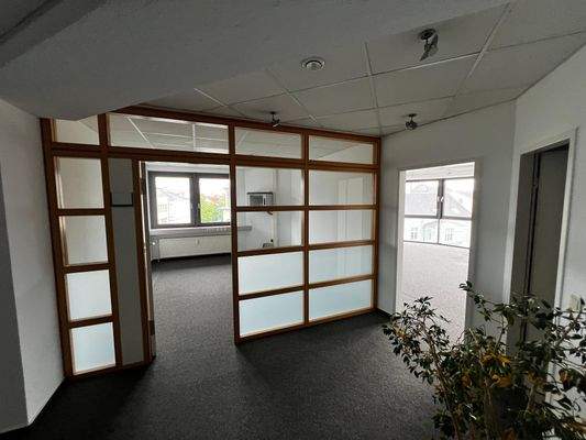 Bürofläche Ansicht 3.jpg