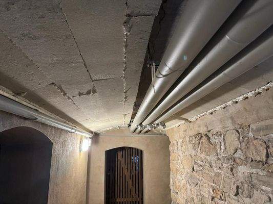 Rohr- und Kellerdeckenisolierung.jpg