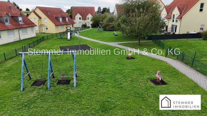 Stemmer Immobilien_Doppelhaushälften, Kulmain_Kemnath_Bilder Spielplatz1