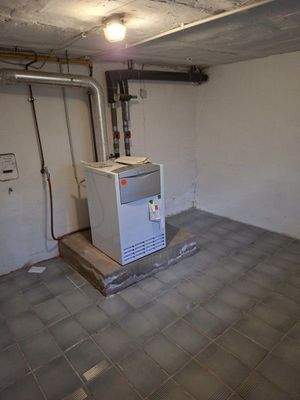 Gaszentralheizung (2005)