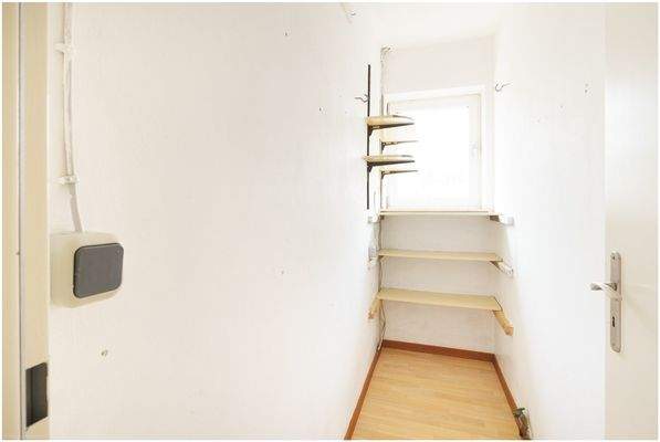 Abstellraum EG Vorderhaus