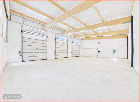 Halle-Innenansicht 2