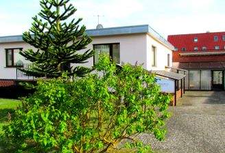 HAUPTGEBÄUDE + AUFFAHRT FeWo SOMMERSPROSSE