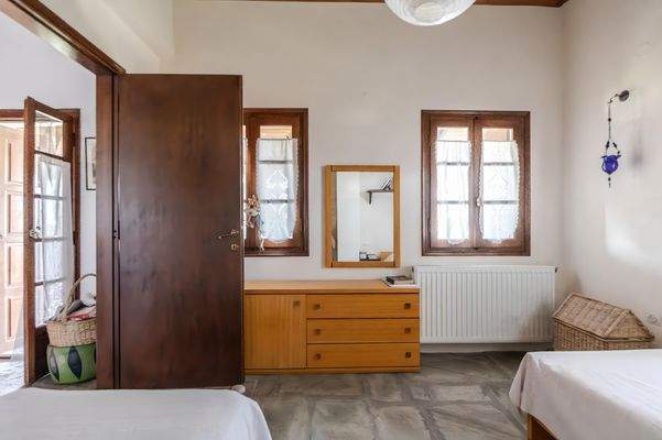 Traditionelle Villa in Pilion mit Meerblick 10.jpg