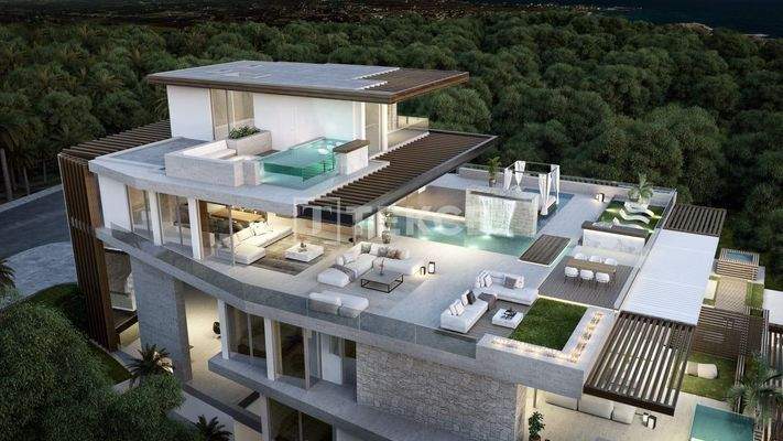 Luxury Properties in Prestigious Beachfront Project in Estepona
