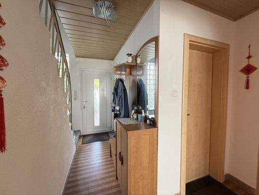 Flur & zweiter Eingang Erdgeschoss