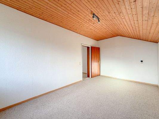 2. Schlafzimmer_3.JPG