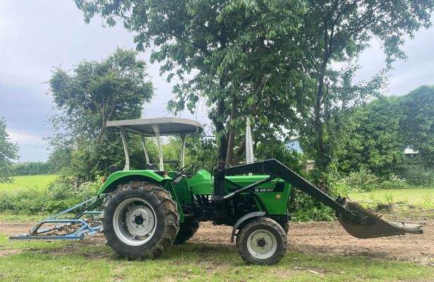 Trecker mit Servolenkung