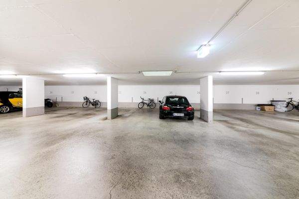 Tiefgarageneinzellstellplatz
