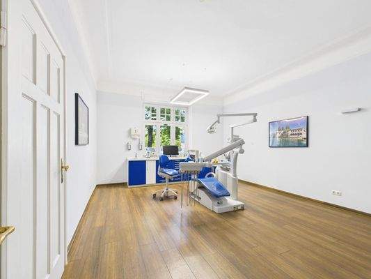 Großer Behandlungsraum