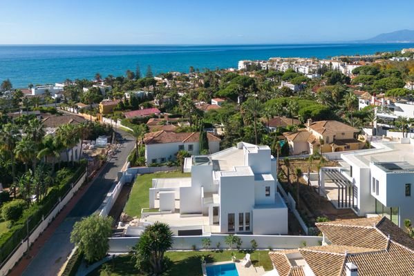 Photo: Villa in Marbella East