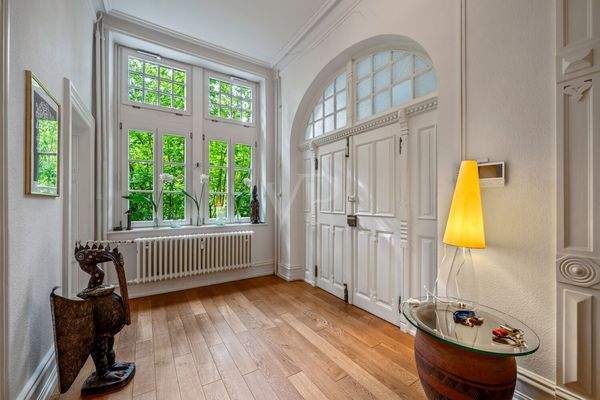 Großzügiger Eingangsbereich in der Erdgeschosswohnung 