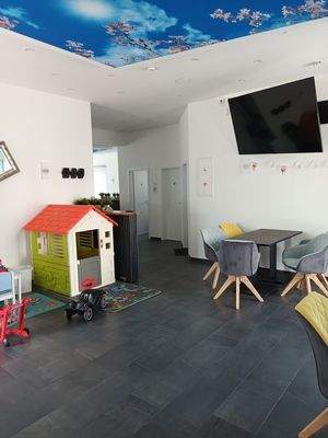 Blick Richtung WC´s und Küche