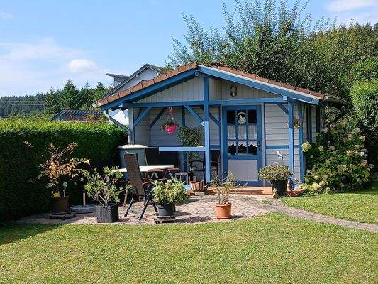 romantisches Gartenhaus