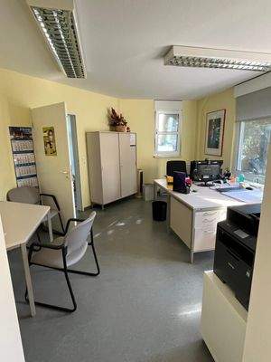 Büro 2.jpeg