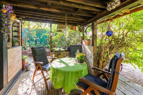 Überdachte Terrasse