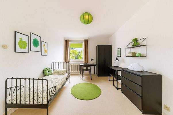 Kind virtuell möbliert