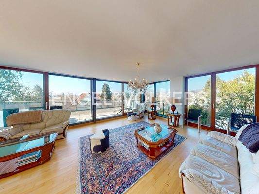 Repräsentativer Wohnbereich mit einmaliger Dachterrasse