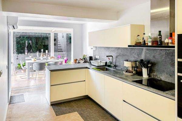 Moderne Einbauküche