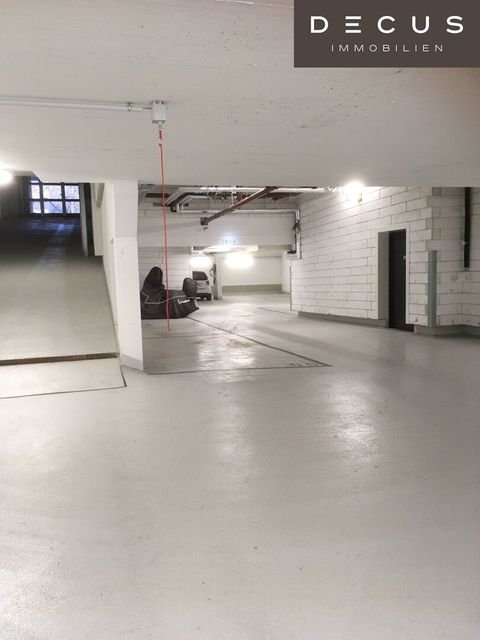 Mödling Garage, Mödling Stellplatz