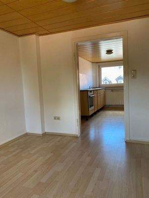 Blick vom Wohnzimmer zur Küche - Dachgeschoss