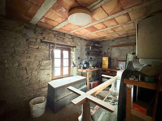 AL990_27 TERRA ITALIA IMMOBILIEN_REAL ESTATE_TESTI