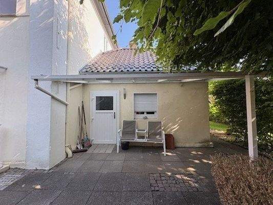 Anbau (HWR und Wannenbad)