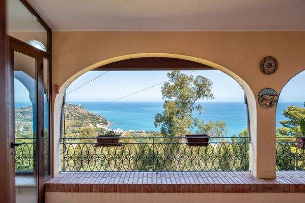 GIO_8108-HDR (1).jpg