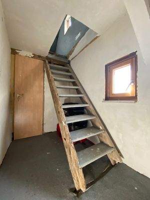 Aufgang Dachboden