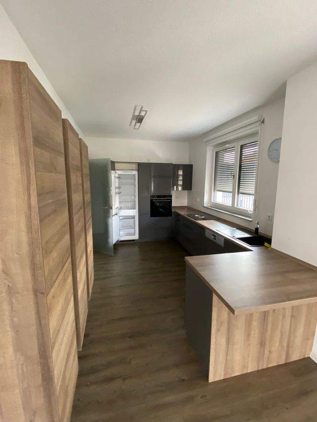 Stilvoll wohnen: Hochwertige 4-Zimmer-Dachgeschosswohnung - Photo 5