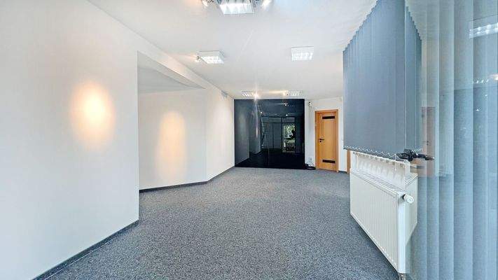 freundlicher Eingangsbereich 