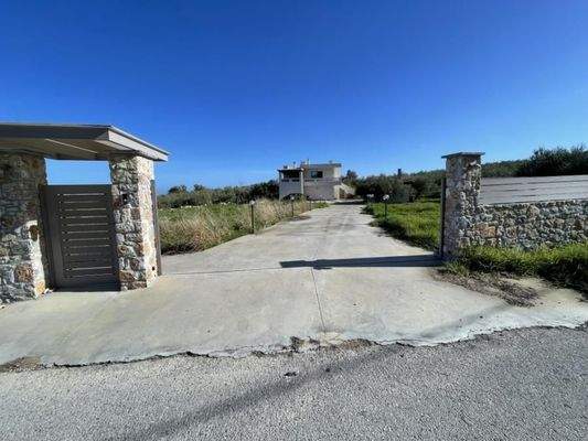 Kreta, Pigi: Geräumiges Haus mit Meerblick zu verkaufen